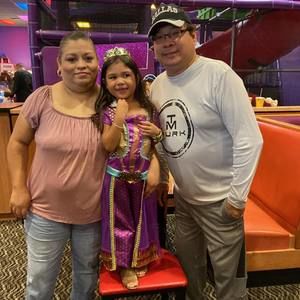 Meet your Posher, Debra